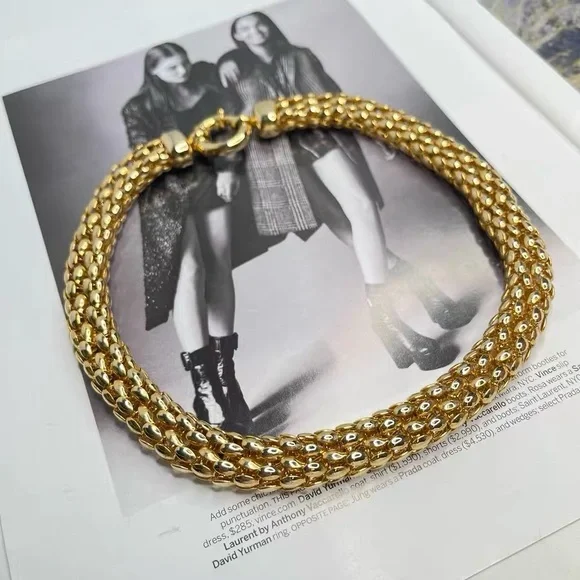 Vintage mesh necklace - Picture 2 of 4